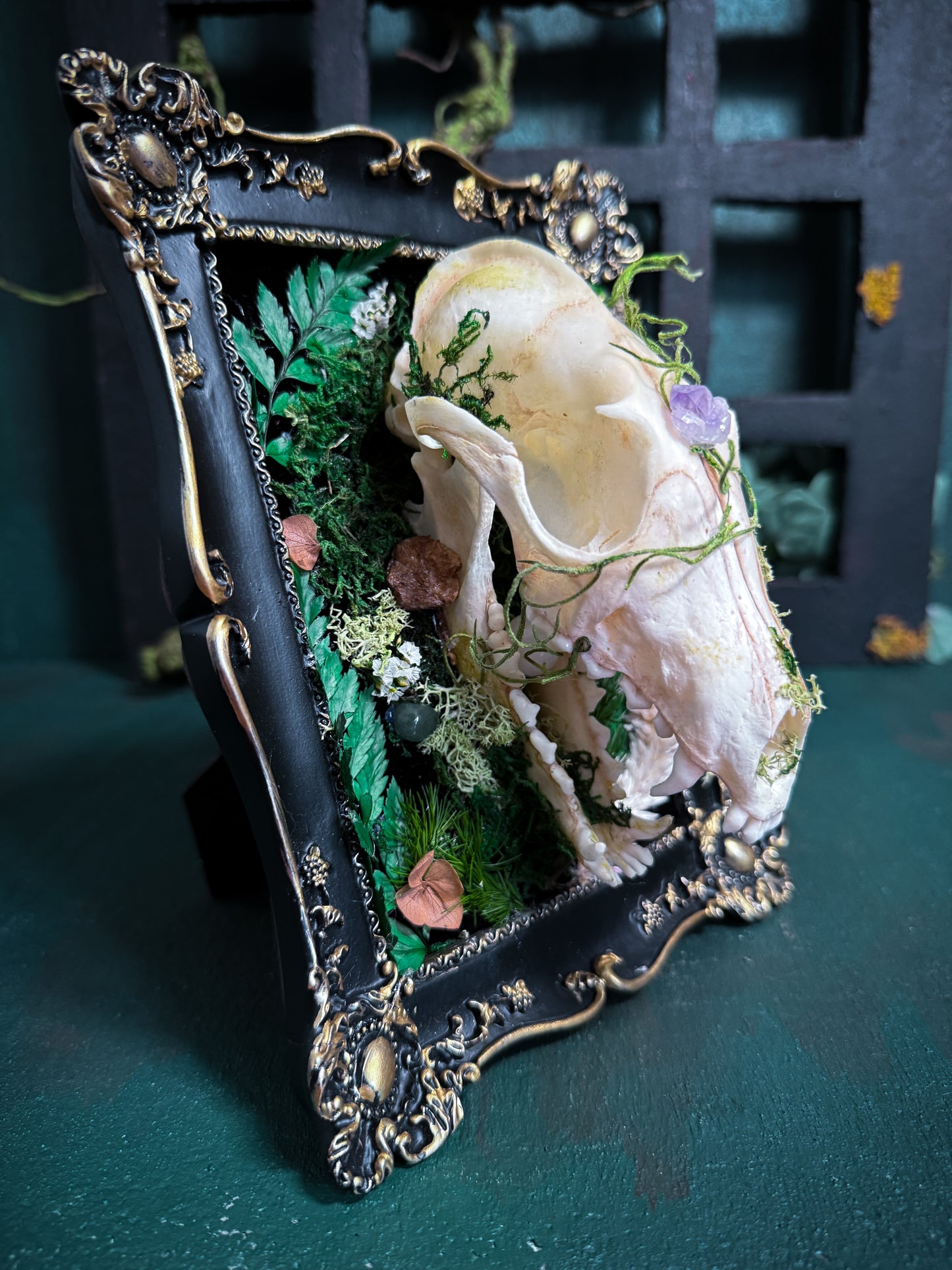 Overgrown Fox Skull - Fox Glove