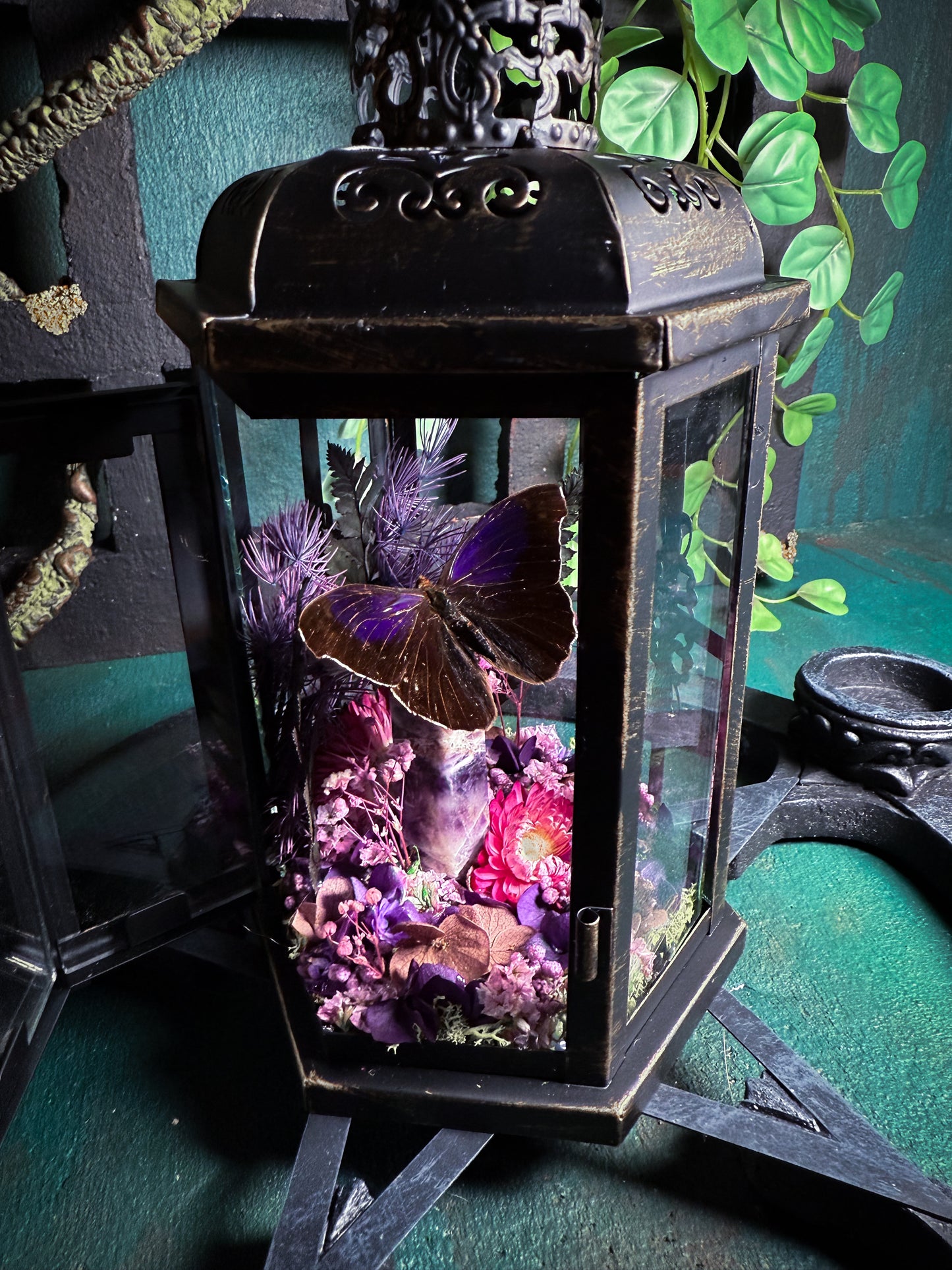 Fae Lantern - Amethyst Garden