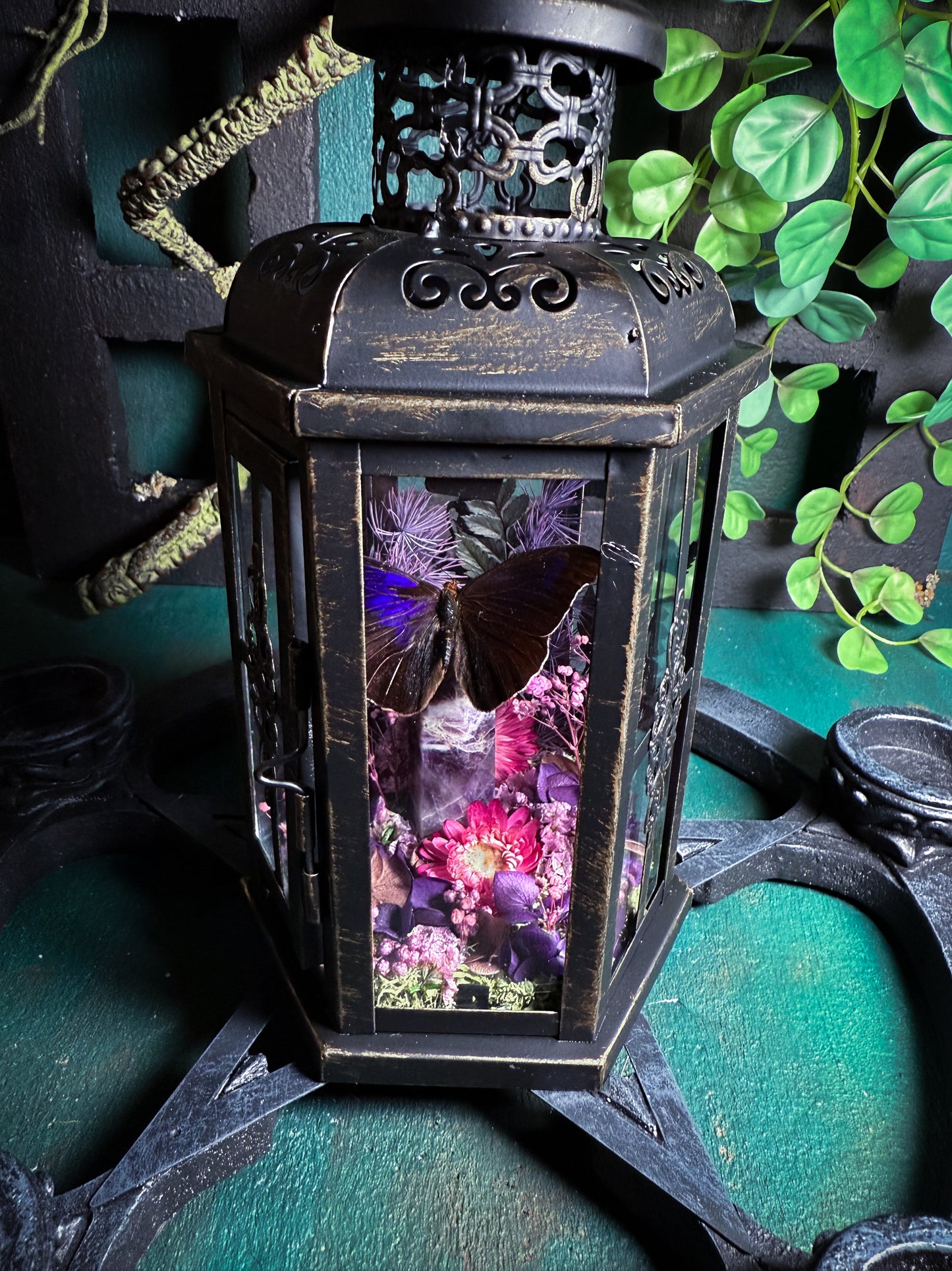 Fae Lantern - Amethyst Garden