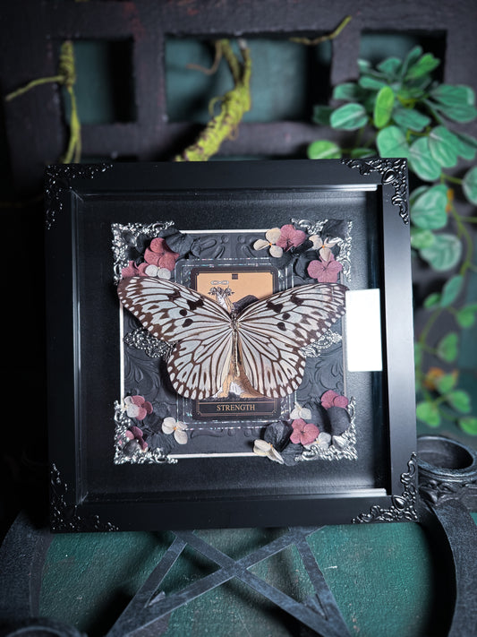 Idea Idea, Real "Paper Butterfly" - Stength Tarot